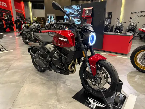 MOTO MORINI SEIEMMEZZO STREET MOTO MORINI SEIEMMEZZO STREET