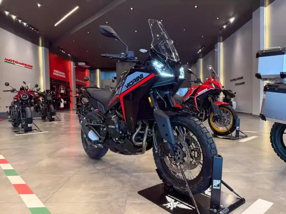 MOTO MORINI X-CAPE 