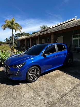 PEUGEOT-208-2023