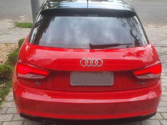 AUDI-A1-2015