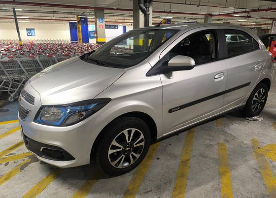 CHEVROLET ONIX 1.4 MPFI LTZ 8V FLEX 4P MANUAL