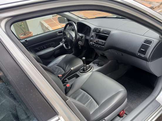 HONDA-CIVIC-2005