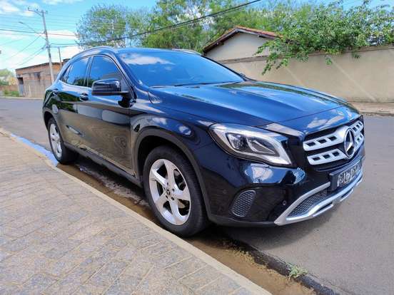 MERCEDES-BENZ-GLA 200-1.6 CGI FLEX ADVANCE 7G-DCT MERCEDES-BENZ-GLA 200-2017