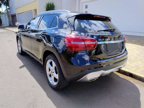 MERCEDES-BENZ-GLA 200-1.6 CGI FLEX ADVANCE 7G-DCT MERCEDES-BENZ-GLA 200-2017