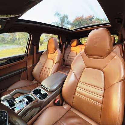 PORSCHE-CAYENNE-2019