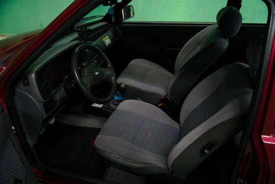 FORD-ESCORT-1995