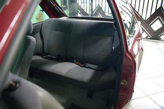 FORD-ESCORT-1995