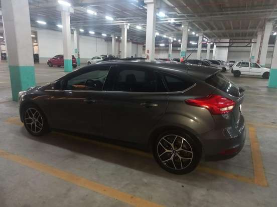 FORD-FOCUS-2016