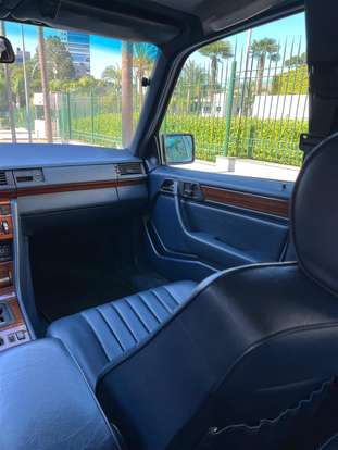 MERCEDES-BENZ-320 E-1992