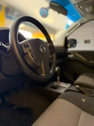 NISSAN-FRONTIER-2016