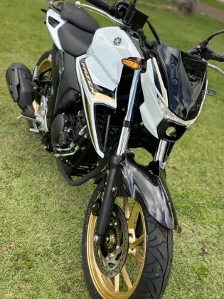 YAMAHA FZ25 FAZER CONNECTED ABS 