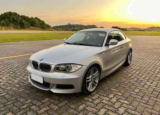 BMW-135i-2010