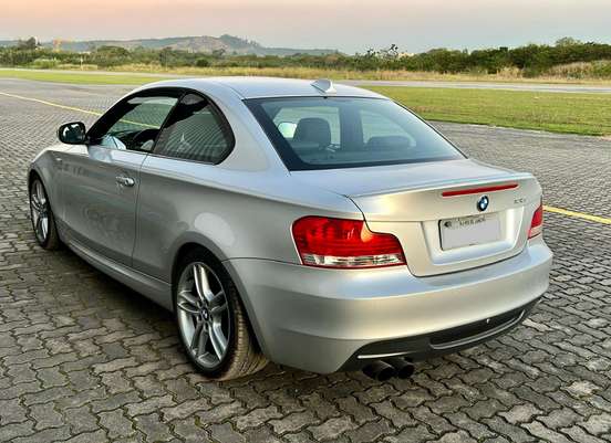 BMW-135i-2010