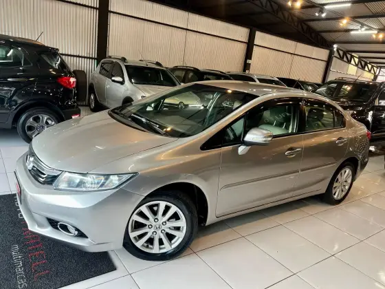 HONDA CIVIC 2.0 LXR 16V FLEX 4P AUTOMÁTICO HONDA CIVIC 2.0 LXR 16V FLEX 4P AUTOMÁTICO