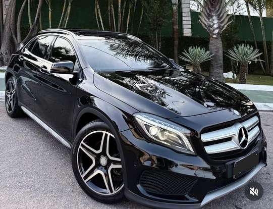 MERCEDES-BENZ-GLA 250-2015