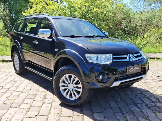 MITSUBISHI PAJERO DAKAR 3.2 HPE 4X4 7 LUGARES 16V TURBO INTERCOOLER DIESEL 4P AUTOMÁTICO