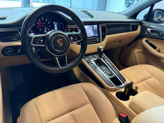 PORSCHE-MACAN-2.0 16V GASOLINA 4P AUTOMÁTICO PORSCHE-MACAN-2018