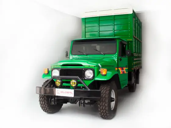TOYOTA BANDEIRANTE 3.7 BJ50LV 4X4 TETO RIGIDO DIESEL 2P MANUAL TOYOTA BANDEIRANTE 3.7 BJ50LV 4X4 TETO RIGIDO DIESEL 2P MANUAL