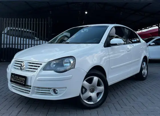 VOLKSWAGEN POLO SEDAN 1.6 8V GASOLINA 4P MANUAL VOLKSWAGEN POLO SEDAN 1.6 8V GASOLINA 4P MANUAL