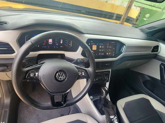 VOLKSWAGEN-T-CROSS-1.4 250 TSI TOTAL FLEX HIGHLINE AUTOMÁTICO VOLKSWAGEN-T-CROSS-2021