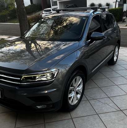 VOLKSWAGEN-TIGUAN-2019