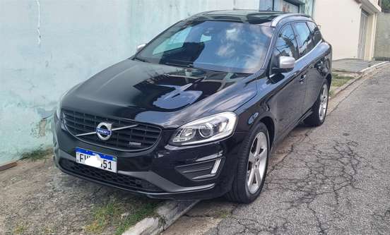 VOLVO-XC60-2014