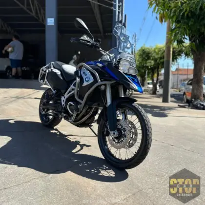 BMW F 800 GS ADVENTURE BMW F 800 GS ADVENTURE