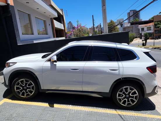 BMW-X1-2.0 16V TURBO GASOLINA SDRIVE20I X-LINE STEPTRONIC BMW-X1-2023