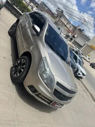 CHEVROLET-AGILE-2012