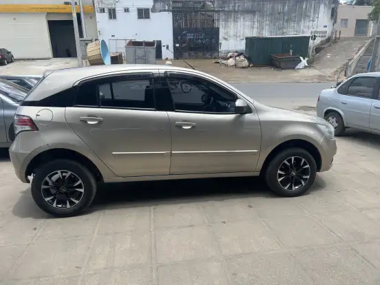 CHEVROLET-AGILE-2012