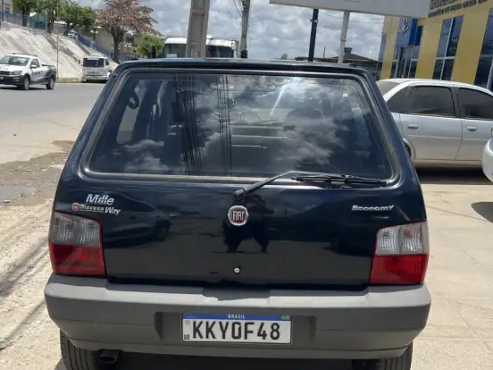 FIAT-UNO-1.0 MPI MILLE WAY ECONOMY 8V FLEX 4P MANUAL FIAT-UNO-2010