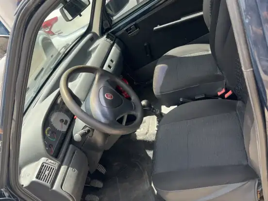 FIAT-UNO-1.0 MPI MILLE WAY ECONOMY 8V FLEX 4P MANUAL FIAT-UNO-2010