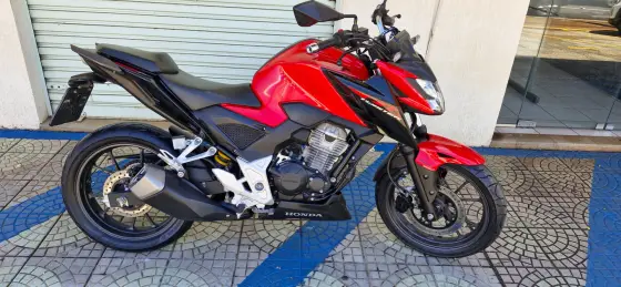 HONDA CB 300F TWISTER ABS HONDA CB 300F TWISTER ABS