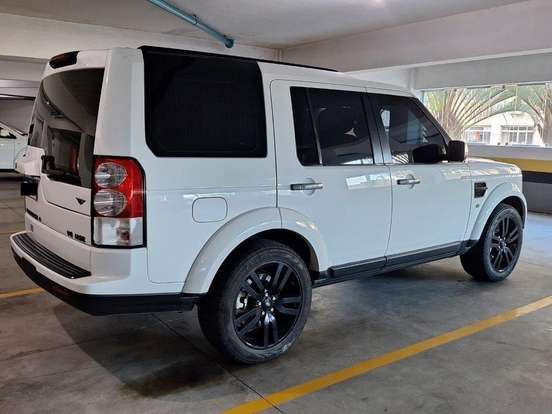 LAND ROVER-DISCOVERY 4-5.0 V8 GASOLINA HSE 4WD AUTOMÁTICO LAND ROVER-DISCOVERY 4-2011