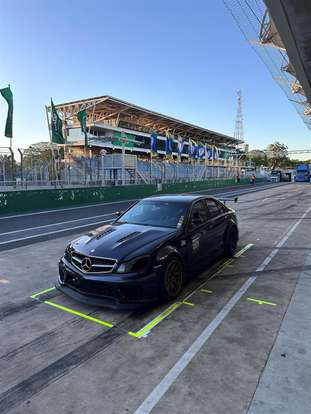 MERCEDES-BENZ-C 63 AMG-6.2 V8 GASOLINA MCT MERCEDES-BENZ-C 63 AMG-2011