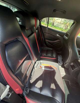 MERCEDES-BENZ-GLA 200-2015