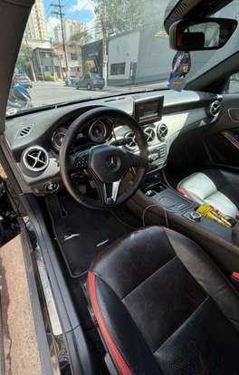 MERCEDES-BENZ-GLA 200-2015