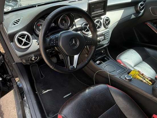 MERCEDES-BENZ-GLA 200-1.6 CGI ADVANCE 16V TURBO GASOLINA 4P AUTOMÁTICO MERCEDES-BENZ-GLA 200-2015