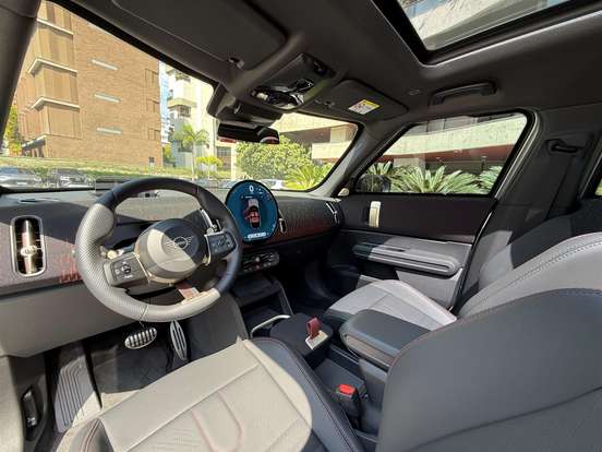 MINI-COUNTRYMAN-2025