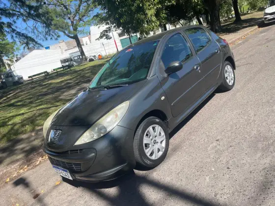 PEUGEOT 207 1.4 XR 8V FLEX 4P MANUAL