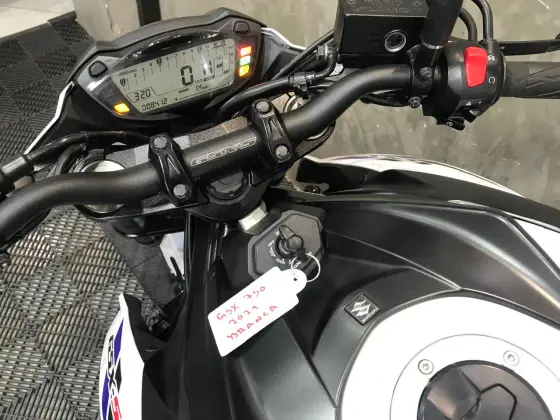 SUZUKI GSX-S750A 