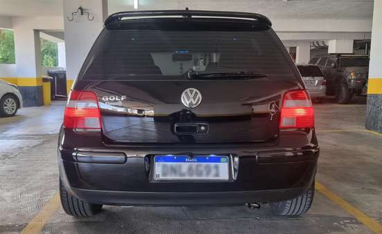 VOLKSWAGEN-GOLF-2006