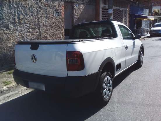 VOLKSWAGEN-SAVEIRO-1.6 MI STARTLINE CS 8V FLEX 2P MANUAL VOLKSWAGEN-SAVEIRO-2015
