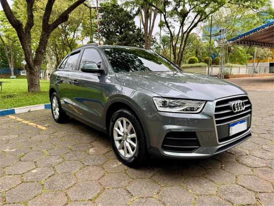 AUDI-Q3-2015
