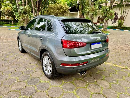 AUDI-Q3-2015