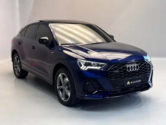 AUDI Q3 2.0 40 TFSI GASOLINA SPORTBACK PERFORMANCE BLACK QUATTRO TIPTRONIC