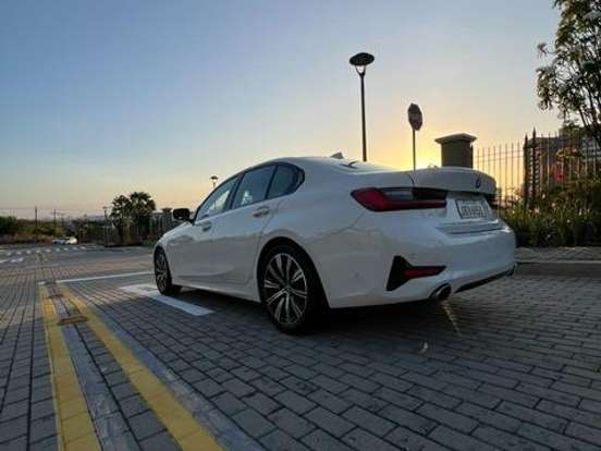 BMW-320i-2.0 16V TURBO GASOLINA SPORT AUTOMÁTICO BMW-320i-2019