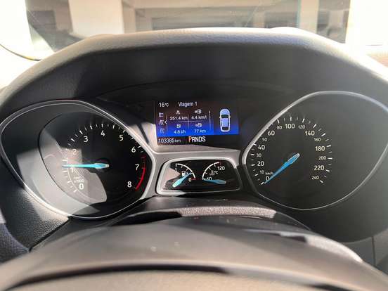FORD-FOCUS-2.0 TITANIUM FASTBACK 16V FLEX 4P POWERSHIFT FORD-FOCUS-2016