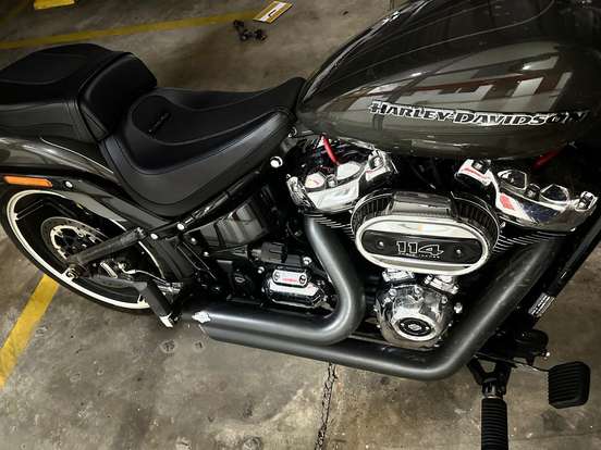 HARLEY-DAVIDSON-SOFTAIL BREAKOUT 114-2018