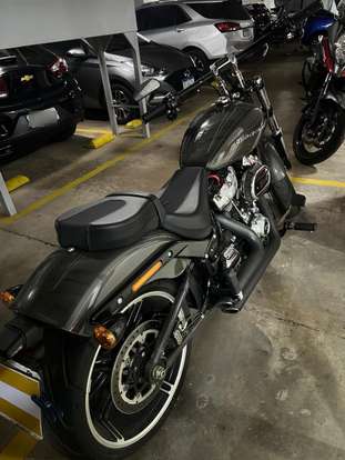 HARLEY-DAVIDSON-SOFTAIL BREAKOUT 114-2018